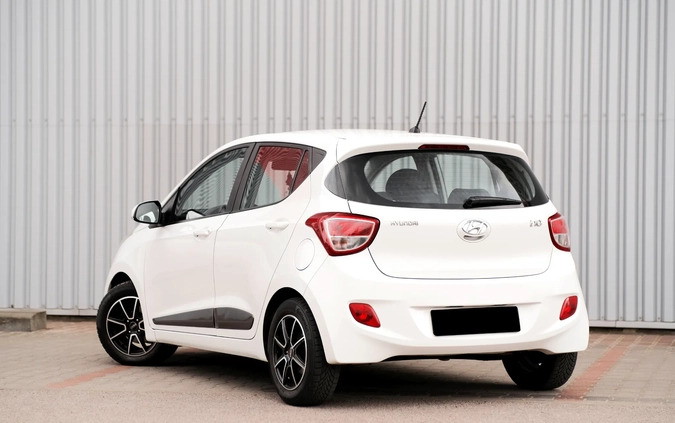 Hyundai i10 cena 18800 przebieg: 190000, rok produkcji 2014 z Białystok małe 596